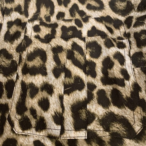 MICHAEL KORS LEOPARD PRINT BUTTON FRONT LONG OR ROLL TAB SLEEVE BLOUSE 8-EUC - Picture 9 of 9